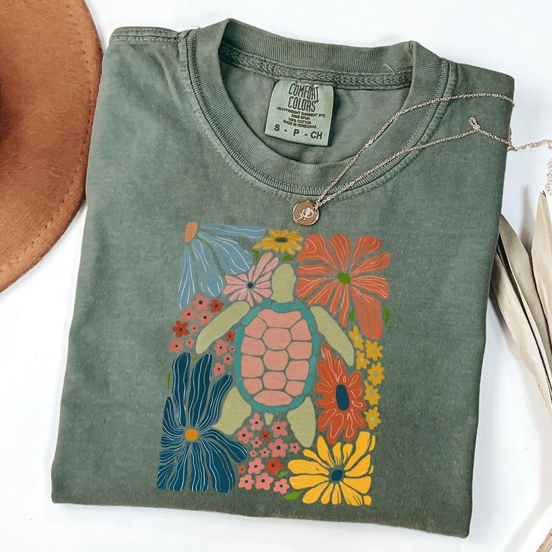 Comfort Colors Boho Floral Turtle Shirt, Summer Vibes T-Shirt, Summer Ocean Turtle Tee, Boho Flower Shirt
