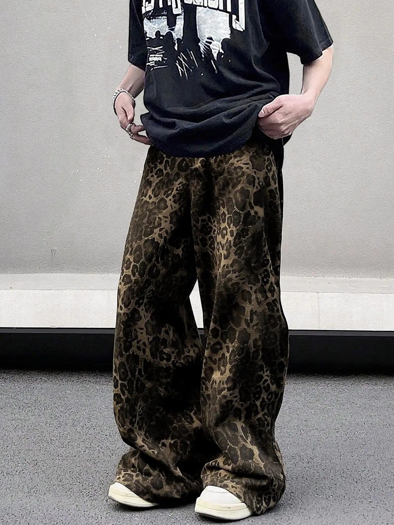 Men's Leopard Print Drawstring Waist Straight Leg Pants, Casual Trendy Street Comfy Trousers for Daily Wear, Fashion Men's Bottoms for All Seasons