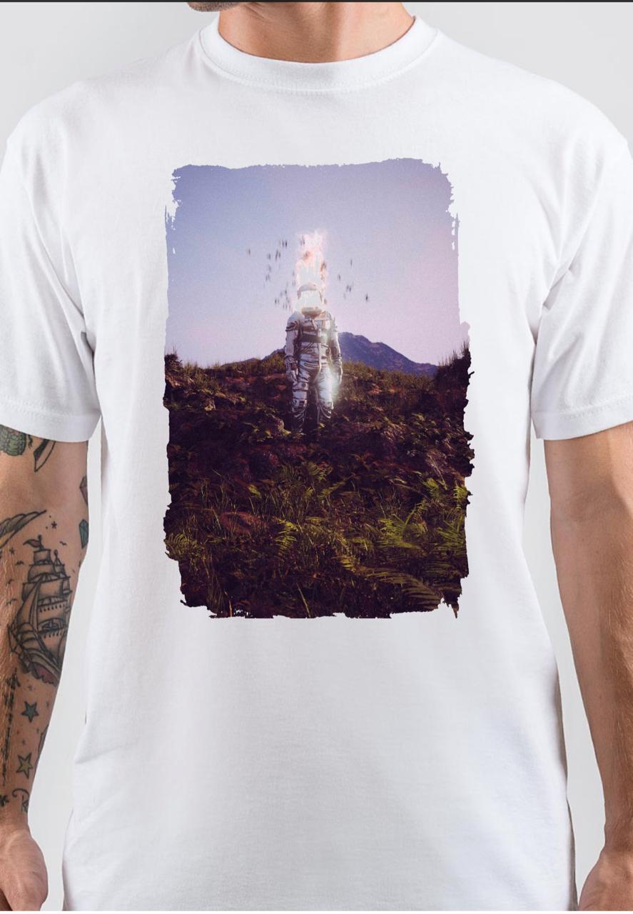 Space Astronaut T-Shirt Hoodie, Sweatshirt | CoreVibeTees.com
