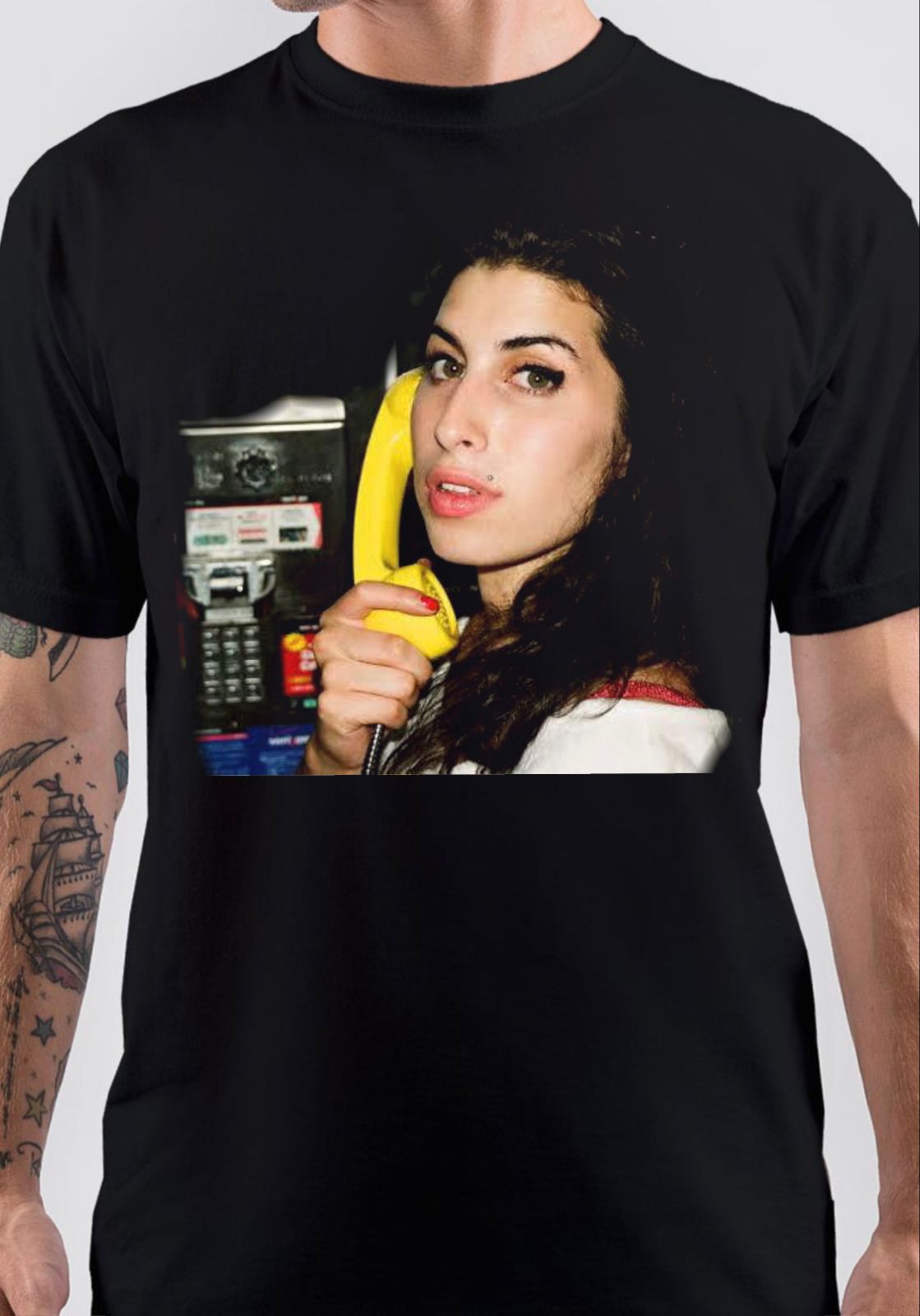 Amy Winehouse T-Shirt Style001 Hoodie, Sweatshirt | CoreVibeTees.com