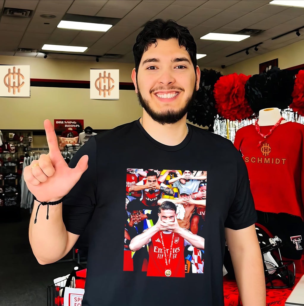 Arsenal’s Premier League Glory 433 graphic shirt