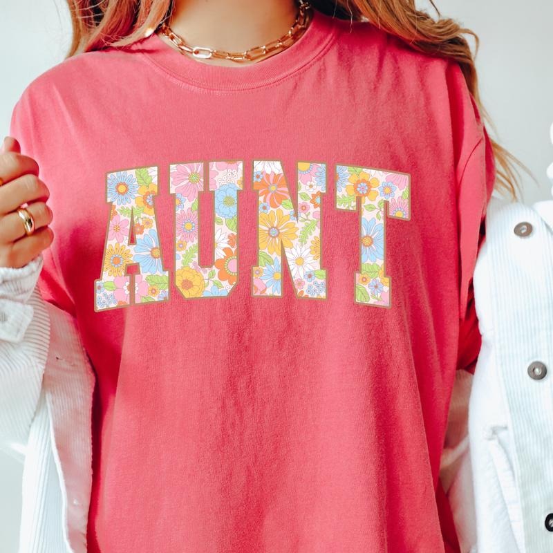 Aunt Floral t-shirt, Retro t-shirt, Comfort Colors, Cotton, Crewneck Fashion Fit Sleeve Comfortable Cute Casual Fabric Top Womenswear Breathable Checkered