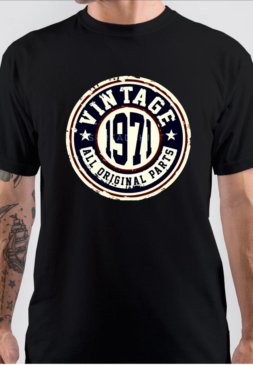 Born In 1971 Vintage T-Shirt Style001 Hoodie, Sweatshirt | CoreVibeTees.com