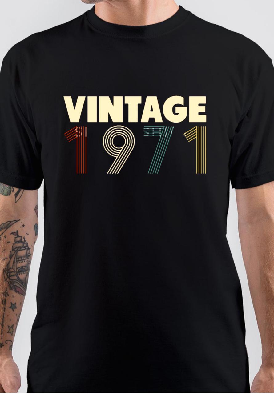Born In 1971 Vintage T-Shirt Style002 Hoodie, Sweatshirt | CoreVibeTees.com