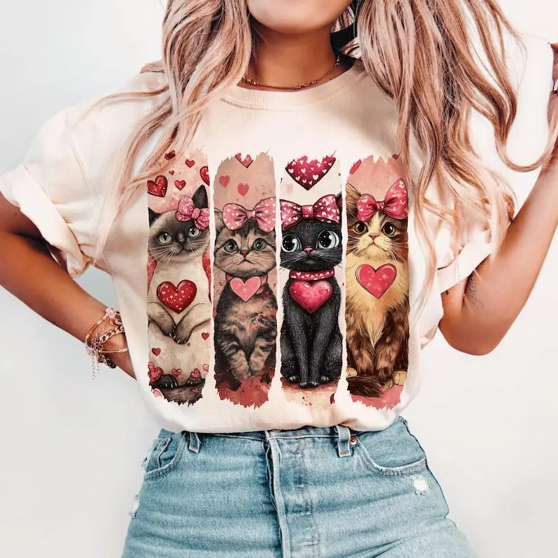 Cat T-Shirt - Heart Love Design, Heart Details, Casual Style, Trendy & Trendy Style Women's Wear Top Womenswear