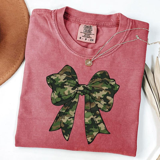 Comfort Colors Camo Coquette Bow Shirt, Coquette Camouflage Shirt, Retro Camo Bow T-shirt, Unisex T-Shirt