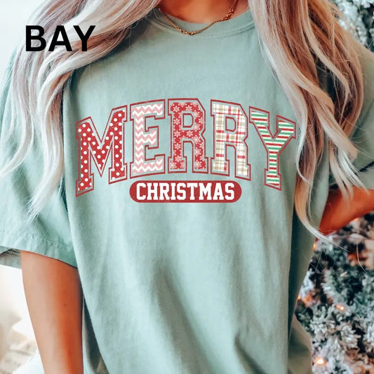 Comfort Colors Christmas Shirt, Merry Christmas Wrapping Paper Shirt, Retro christmas Shirt, Cotton Fabric Womenswear Top Printed Oversized Women