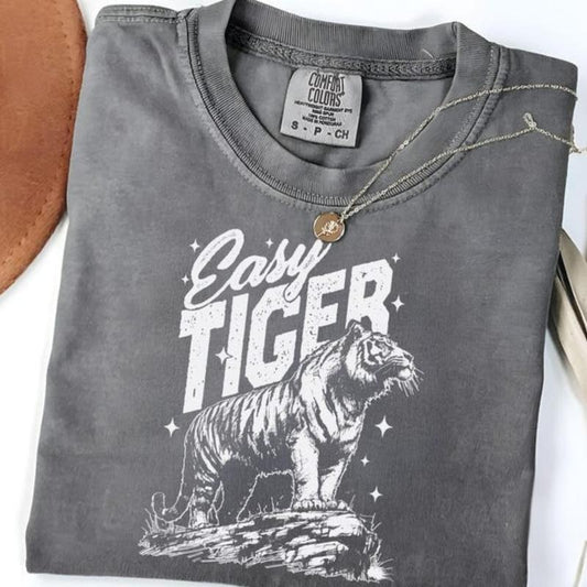 Comfort Colors Easy Tiger Shirt, Retro Boho Tee, Unisex Trendy Aesthetic Comfort Colors Shirt, Oversized Graphic Tee, Shirt for Women
