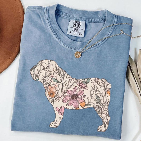 Comfort Colors Retro English Bulldog Shirt, Wildflower English Bulldog Shirt, Cottagecore Dog Mama T-shirt, Dog Mom, Dog Lover Gifts, Unisex T-Shirt