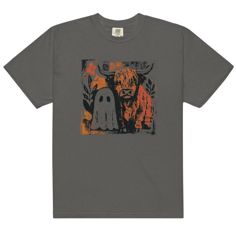 Cute fall highland cow ghost Shirt, Halloween Spooky Season, Autumn Cow Tee, Fall Pumpkin graphic t-shirt, Cow Lover
