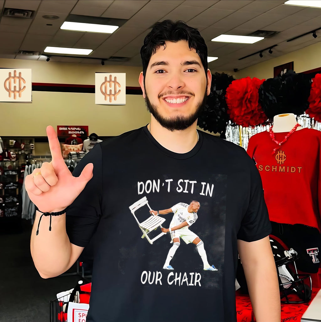 David Alaba don’t sit in our chair graphic shirt