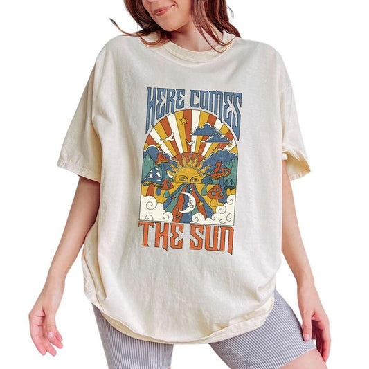 Here Comes The Sun Shirt, Retro Hippie Boho Graphic Tee Women, Sunshine Shirt, Summer Day T-shirt, Motivational Comfy Oversized Graphic Tee, Gift For Her, Tops For Women, Womenswear Cotton Fabric Relaxed Chic Style