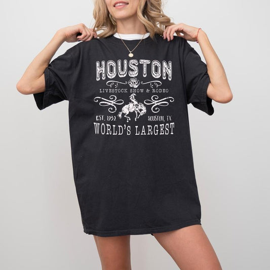 Houston TX Rodeo Shirt, Livestock Show Sweat, Livin' On Rodeo Time Hoodie, Rodeo Sweatshirt, Retro Cowboy Shirt, Rodeo Fest Trending Funny Quote Shirt