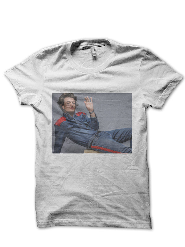 Joe Keery T-Shirt Style005 Hoodie, Sweatshirt | CoreVibeTees.com