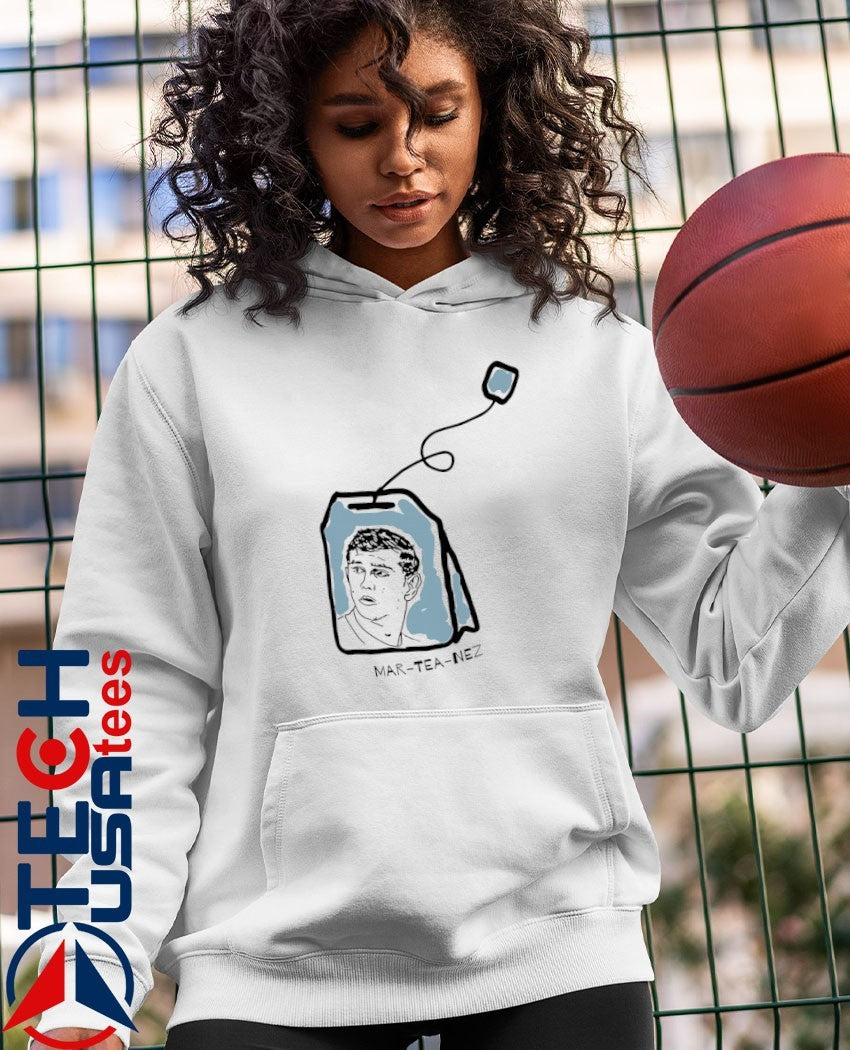 Mar-Tea-Nez Emiliano Martínez shirt
