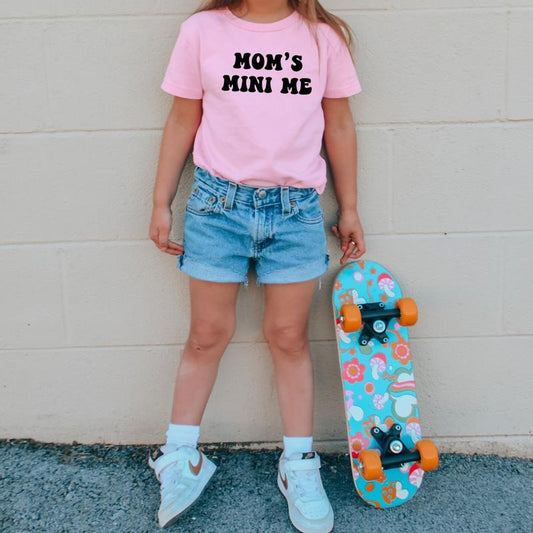 Mom's Mini me, Toddler T-Shirts & Baby Bodysuits, Graphic Infant Clothes, Cute Baby Shower Gift, Trendy Kids Apparel, Soft Cotton Outfits
