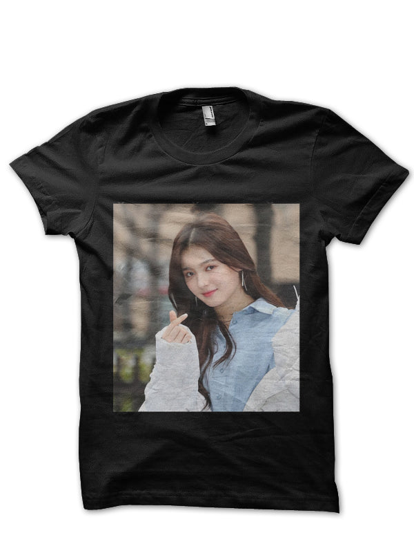 Nancy Momoland T-Shirt Style009 Hoodie, Sweatshirt | CoreVibeTees.com
