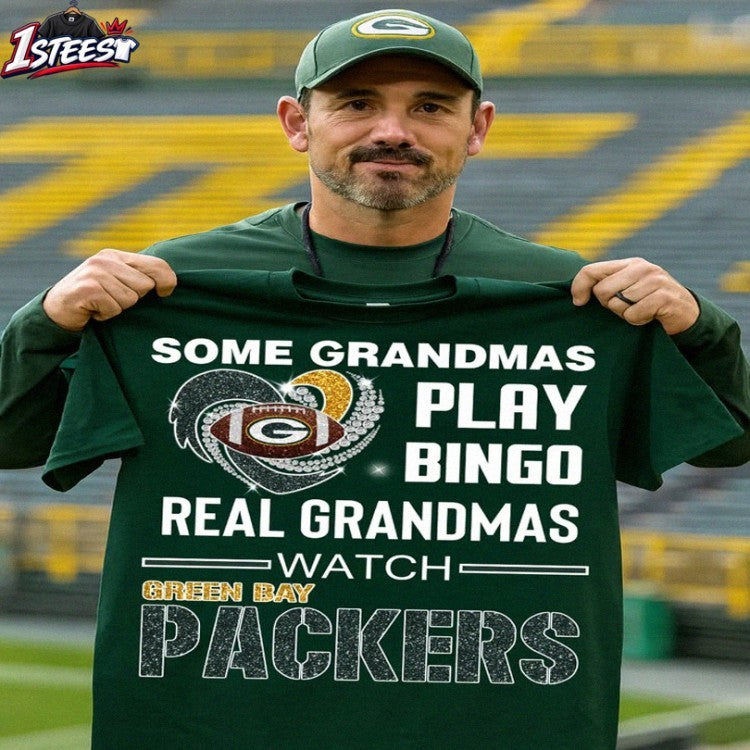 Some Grandmas Play Bingo Real Grandmas Watch Green Bay Packers Diamond Heart T-Shirts