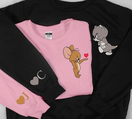 Personalized Embroidered Mouse And Cat Couple Sweatshirt, Embroidered Couple Hoodie, Custom Initials Couple Sweatshirt, Mouse And Cat Shirt, Cute Couple Hoodie, Couple Matching Sweatshirt