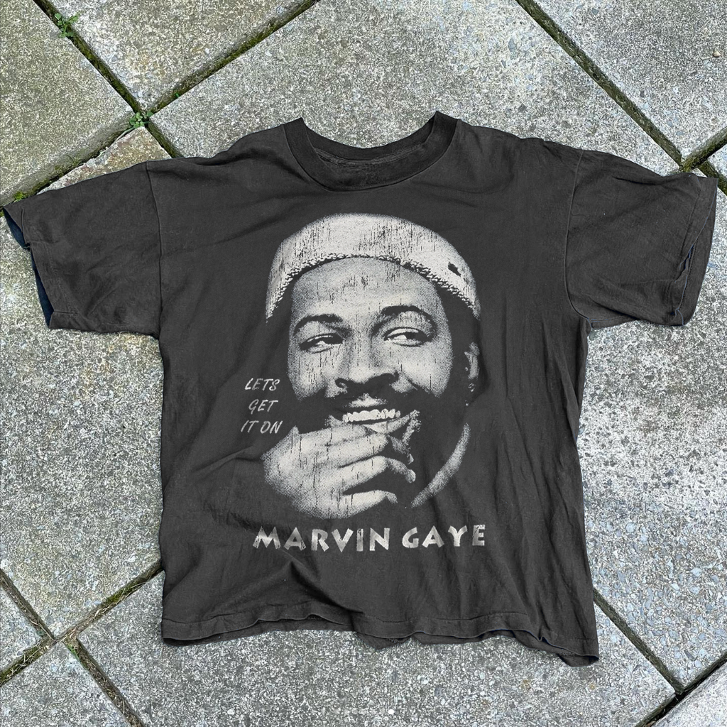 MARV1N GAYE LETS GET IT ON 80-90 VINTAGE WASHED BLACK T-SHIRT Hoodie, Sweatshirt | CoreVibeTees.com (Image 1)