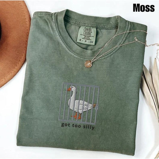Silly Goose Comfort Colors Shirt, Got Too Silly Tee, Funny Goose Graphic Shirt, Trendy Unisex Gift, Casual Outfit Idea X3M7M