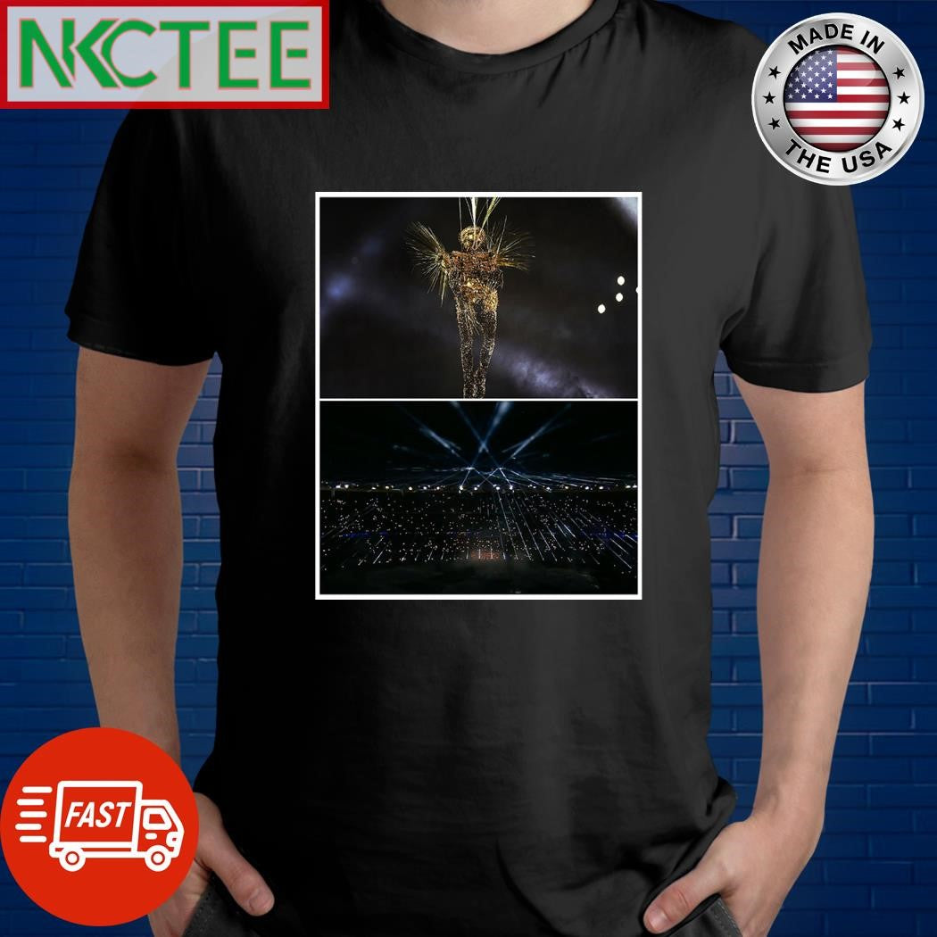 The Golden Voyager descended from the arena at the closing ceremony shirt