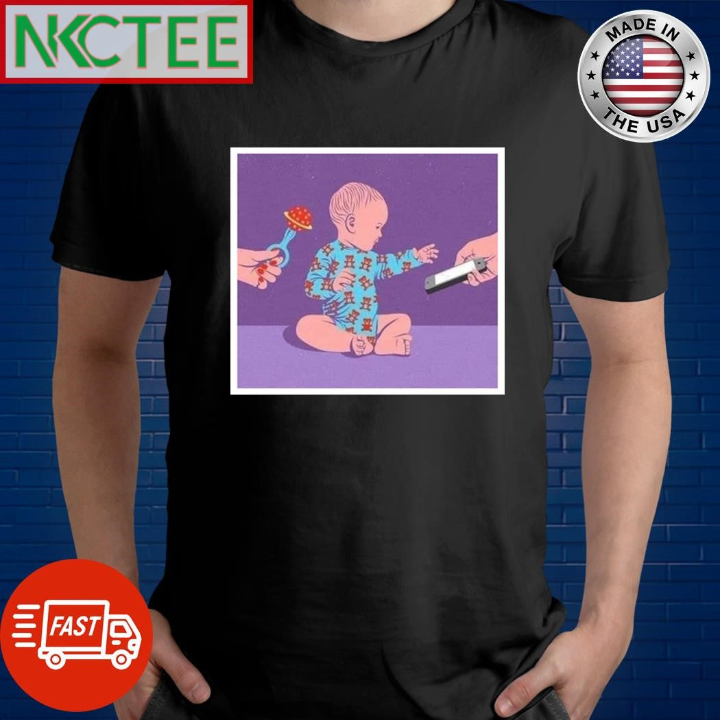 The child did not choose to suck the nipple but chose the phone shirt