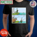 The hunter held a gun and looked at the school of fish, then used a fishing rod to fish, but was looked at by the herd of reindeer shirt