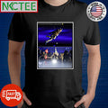 Tom Cruise flew into the Olympics 2024 closing ceremony shirt