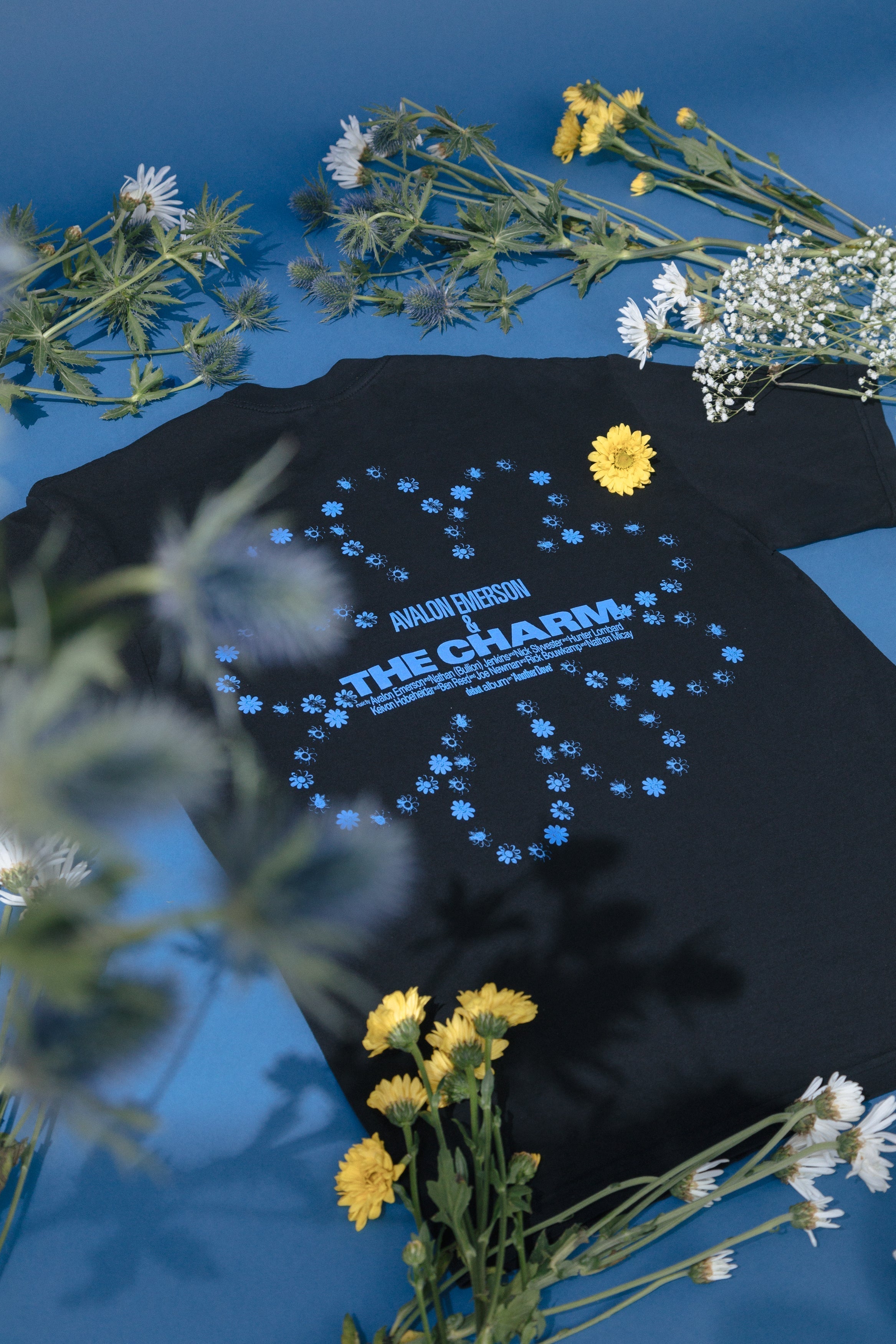 Avalon Emerson - Unreality Star Tee Hoodie, Sweatshirt | CoreVibeTees.com (Image 2)