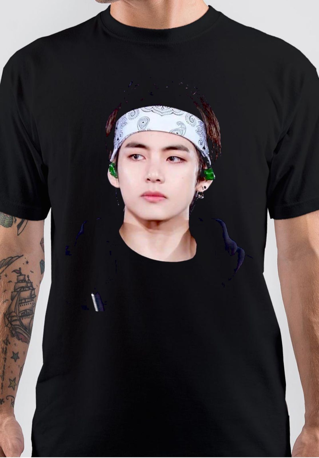 V Bts Black T-Shirt Hoodie, Sweatshirt | CoreVibeTees.com
