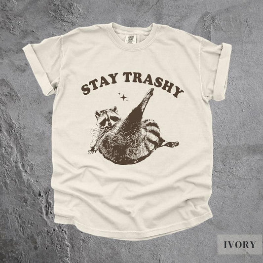 Vintage 90s Funny Racoon Shirt Retro Y2k Boho Aesthetic Cute Stay Trashy T Shirt Fun Meme T-shirts Cottagecore Oversized Raccoon Tee unisex sweatshirt