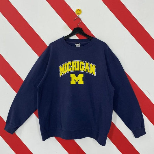 Vintage University Of Michigan Sweatshirt Michigan Crewneck Michigan Wolverines Sweater Pullover Michigan State Print Logo Cotton Menswear