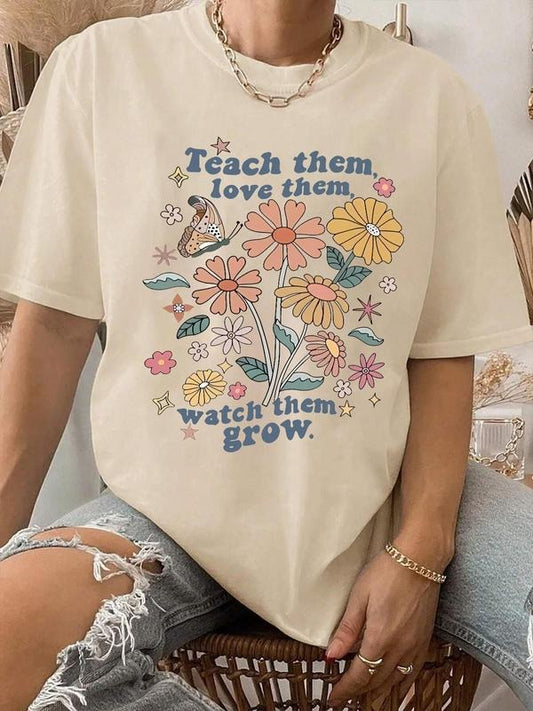 Women's Butterfly Letter Floral Print Round Neck Graphic Tee, Vintage Trendy Casual Short Sleeve T-shirt for Daily Wear, Ladies All Seasons Outfit