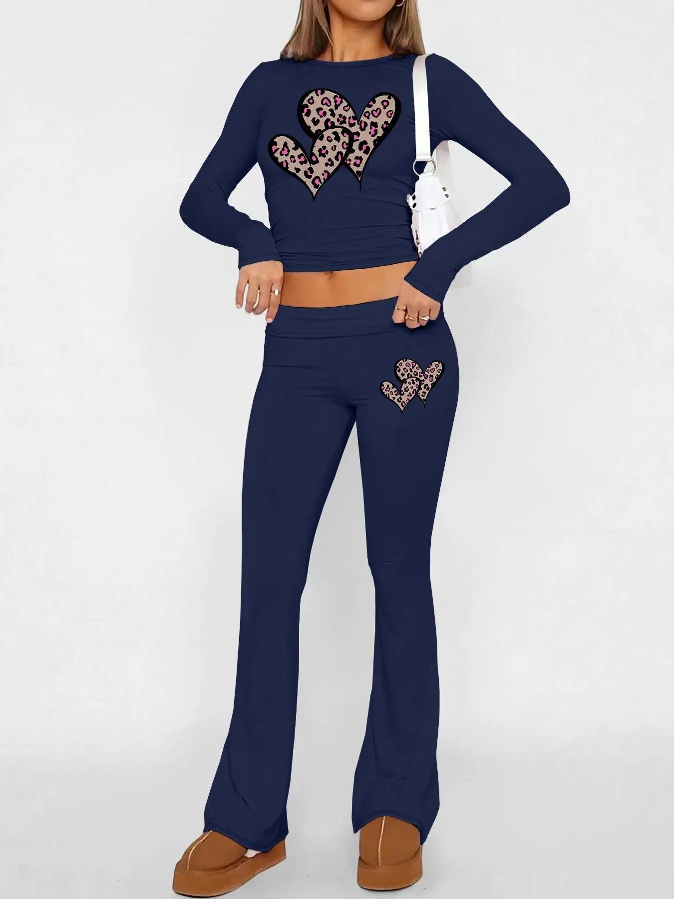 Women's Leopard & Heart Print Crop Tee & Flare Leg Pants Two-piece Set, Casual Fashion Cozy Long Sleeve Top & Bell Bottom Trousers for Daily Outdoor Wear, Ladies Clothes for Fall & Winter