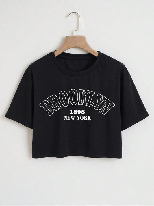 Women's Letter Print Round Neck Crop Tee, Street Short Sleeve T-Shirt for Daily Holiday Vacation Outdoor Wear, Ladies Summer Clothes