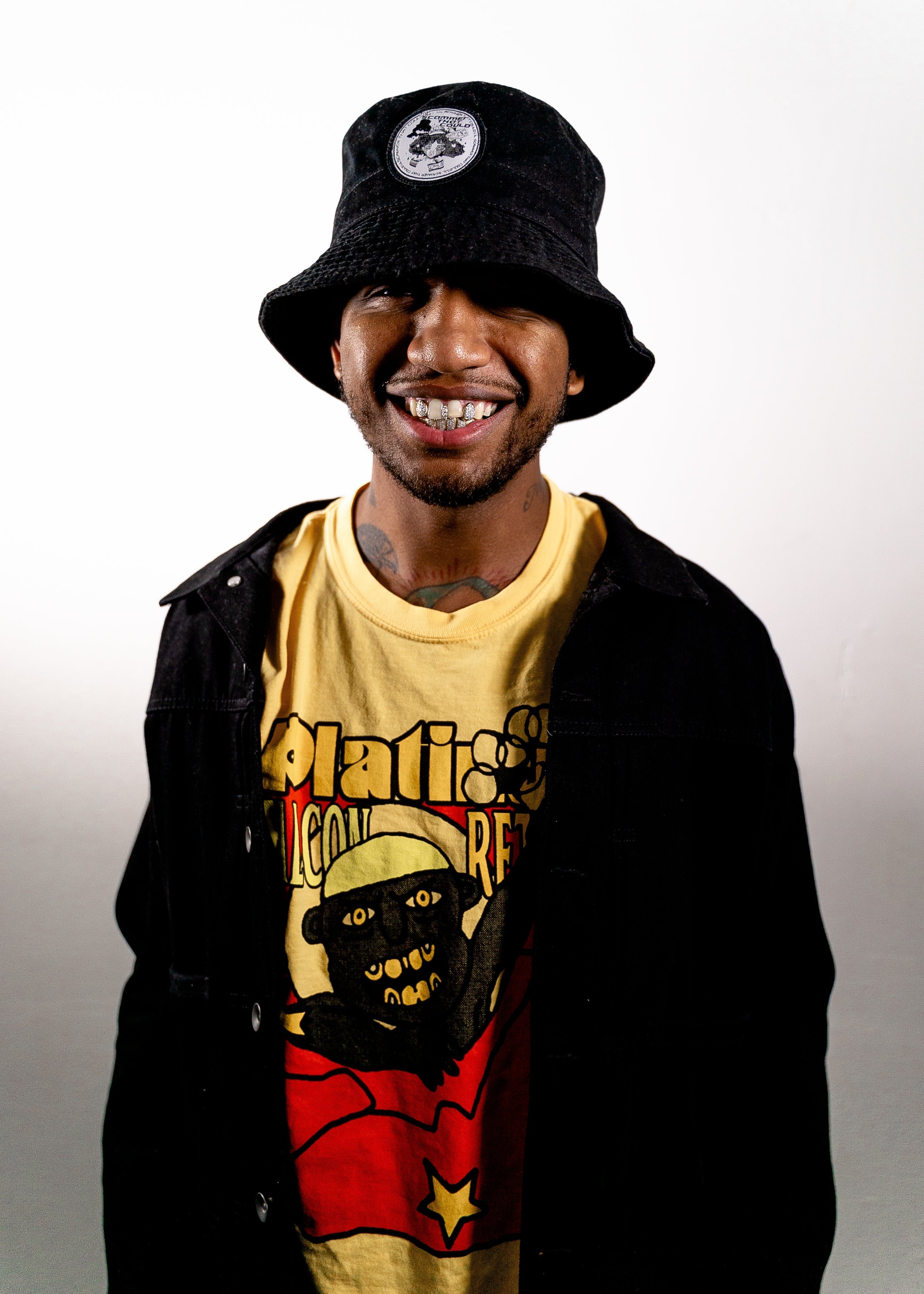 GUAPDAD4000 - Platinum Falcon Returns T-Shirt Hoodie, Sweatshirt | CoreVibeTees.com (Image 2)