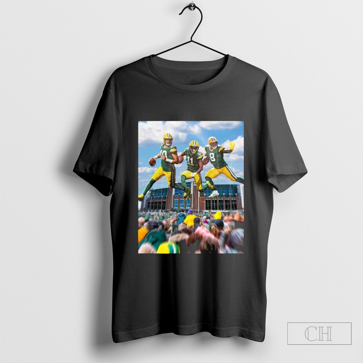 The Green Bay Packers getting ready to soar on Thanksgiving vs Miami Dolphins T-Shirt Hoodie, Sweatshirt | CoreVibeTees.com