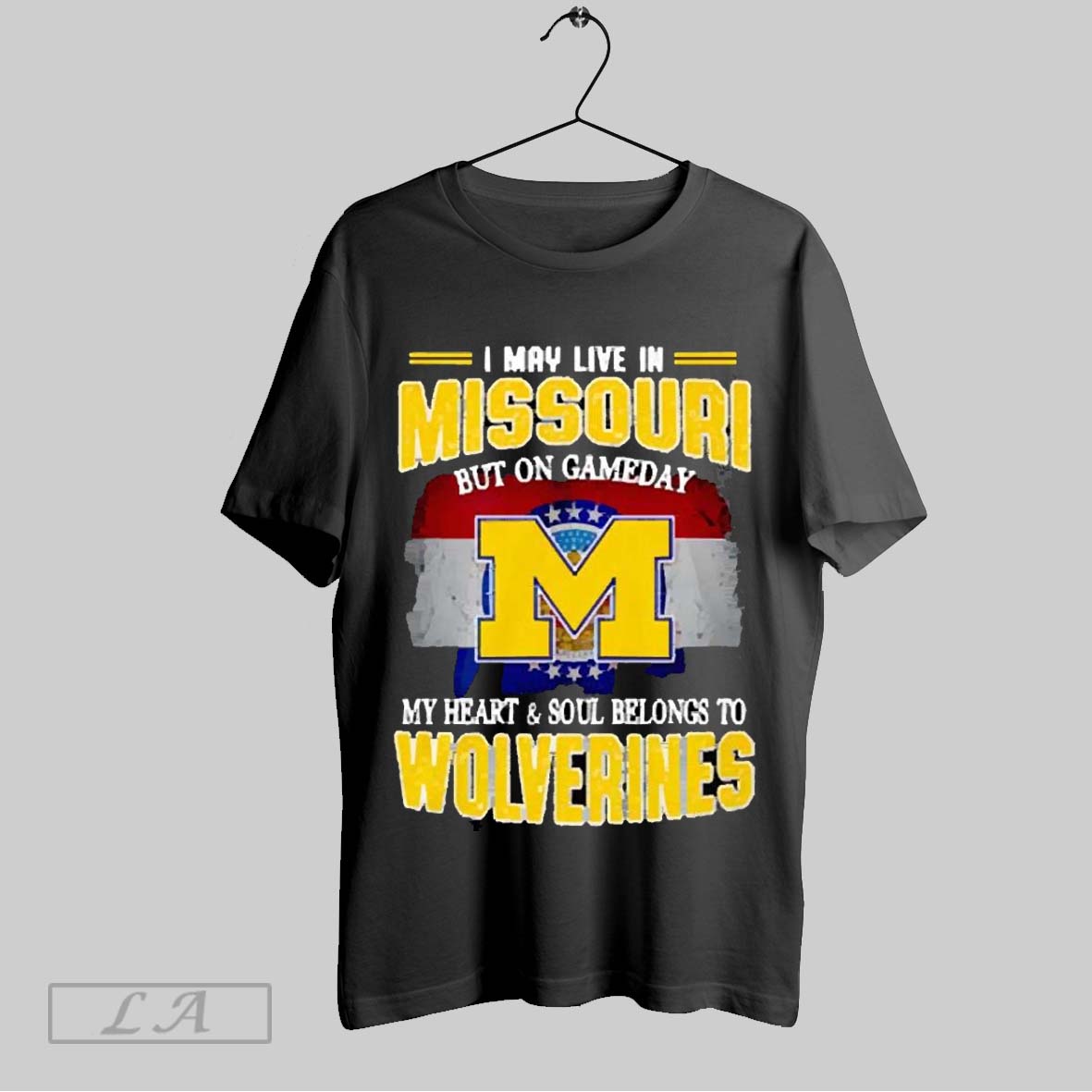 Top I May Live In Missouri But On Gameday My Heart And Soul Belongs To Wolverines 2025 Sweatshirt T Shirt Hoodie