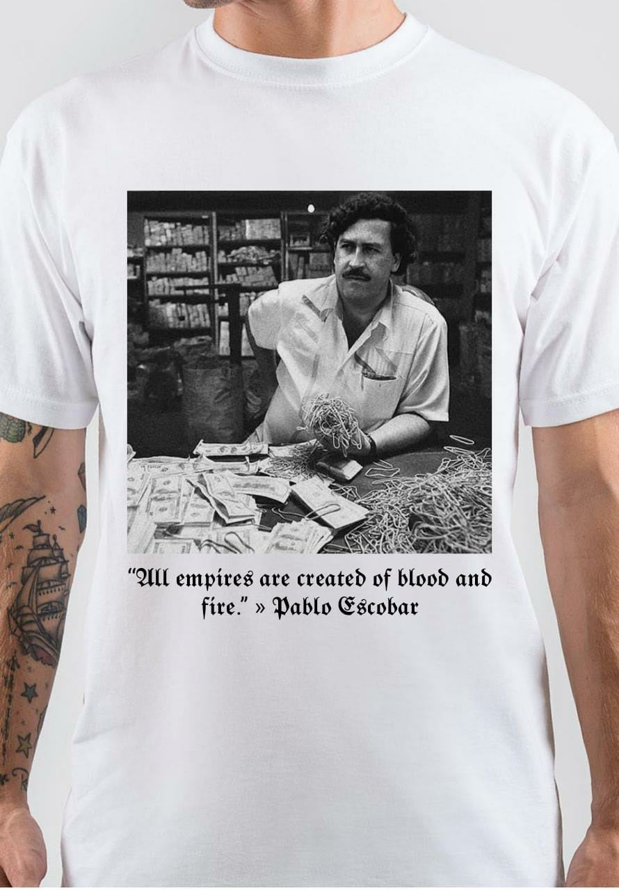 Pablo Escobar Holding Money T-Shirt Hoodie, Sweatshirt | CoreVibeTees.com