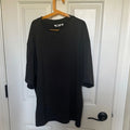 Uniqlo Men’s Black Oversized Crewneck Tee