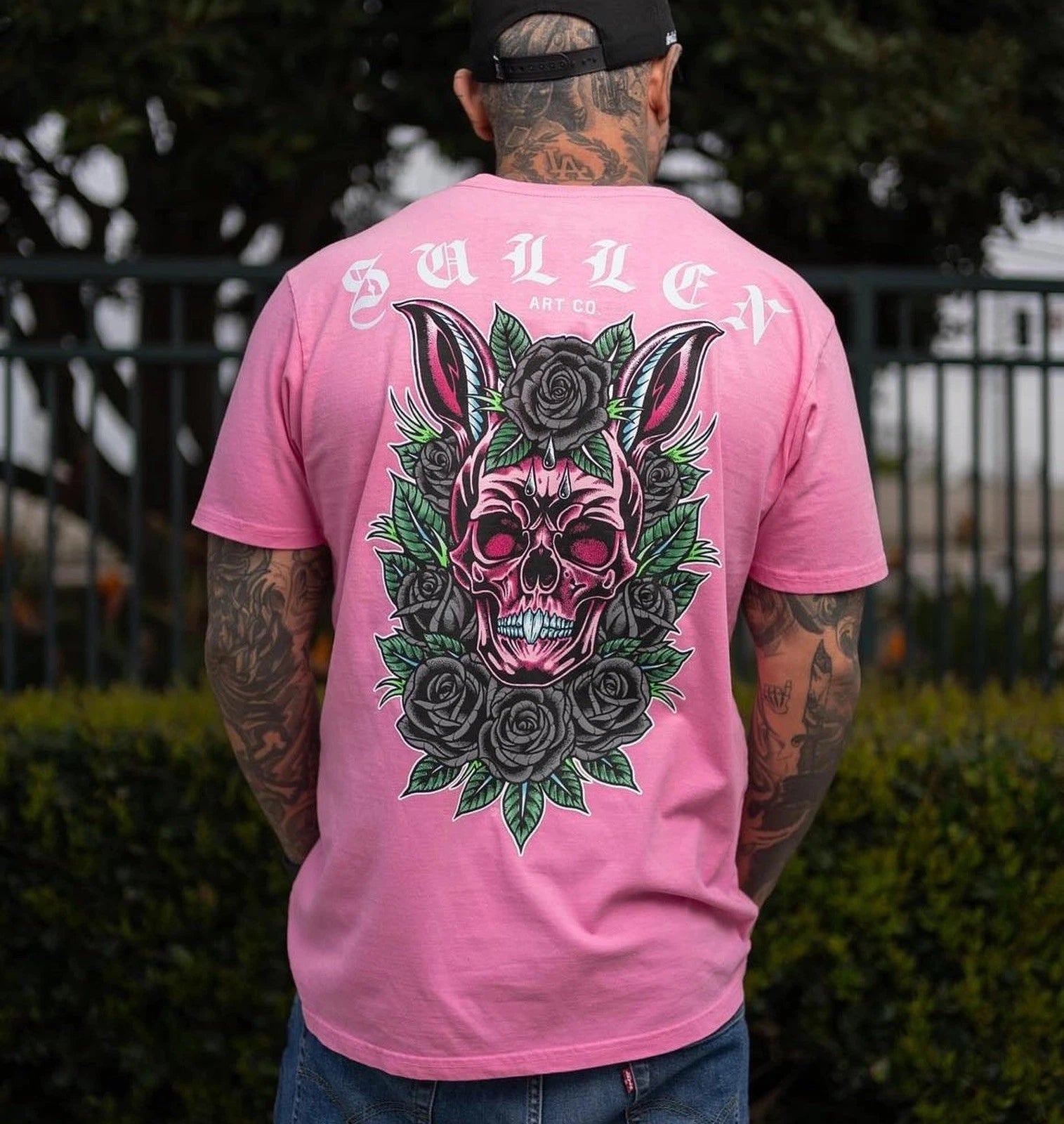 SULLEN CLOTHING SKULL BUNNY 26 PINK PREMIUM T-SHIRT