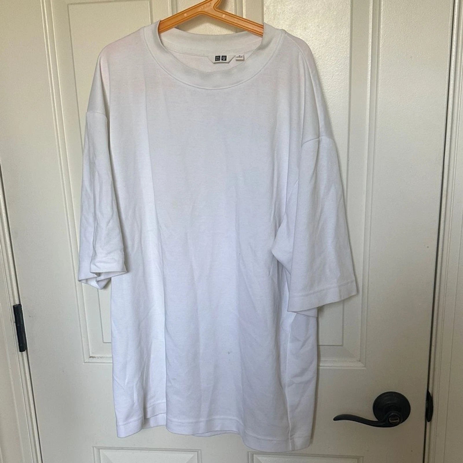Uniqlo White Oversized Short-Sleeve Crew T-Shirt