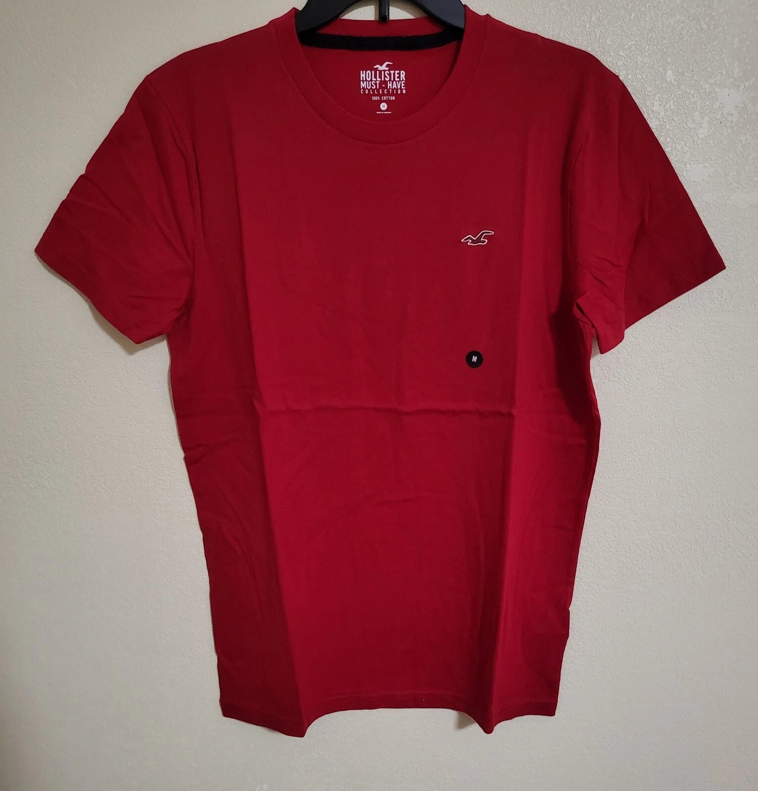 Hollister Men's Logo Icon Crewneck T-Shirt Short Sleeve Red Size Medium