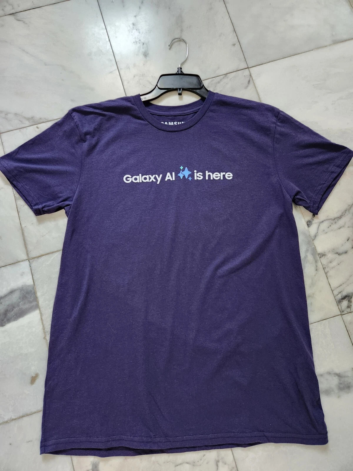 Samsung ‘Galaxy Ai is Here’ Logo T-Shirt Size Small New!