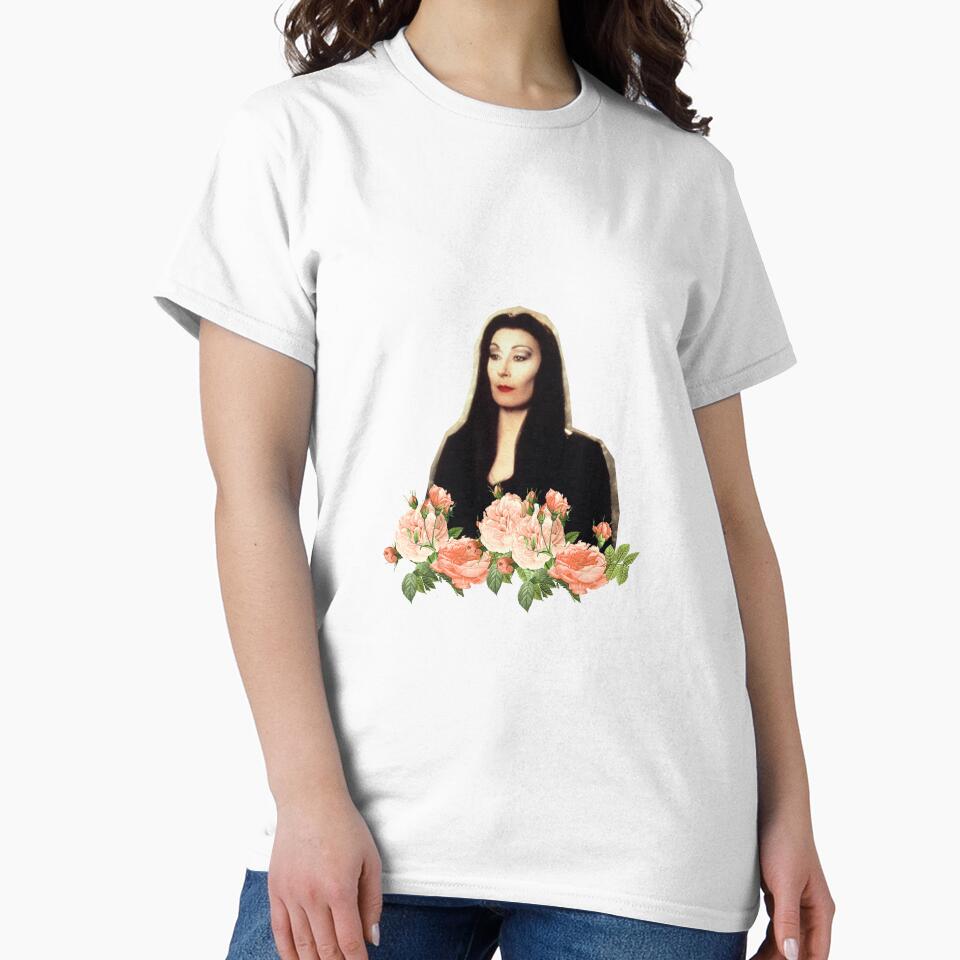 morticia vintage art by Ilustra Club