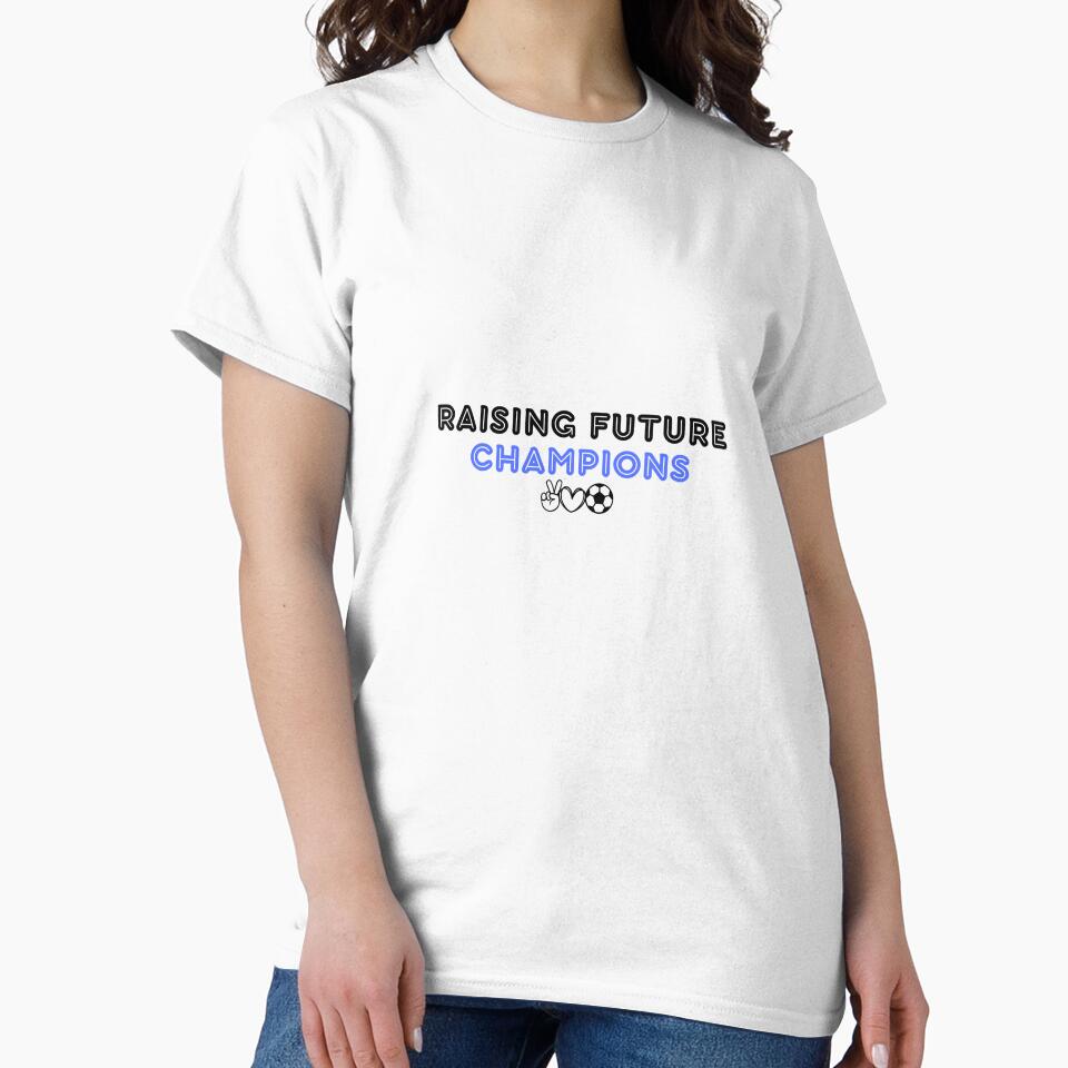 Raising Future Champions – Gift for Soccer Moms & Sports Families by mentesenjuego