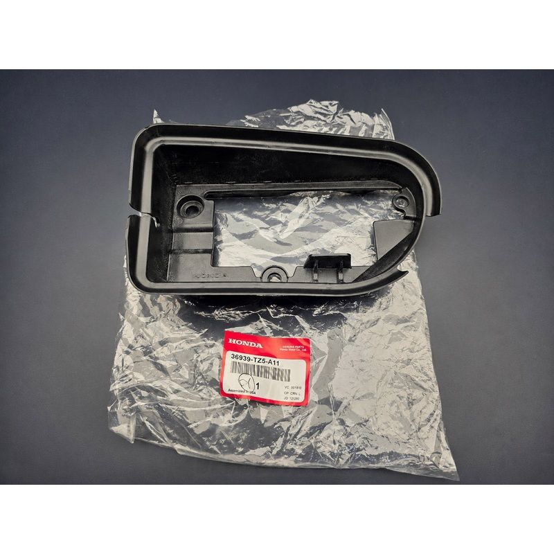 OEM Acura Driver Side Bsi Radar Cover for 2014-2016 MDX