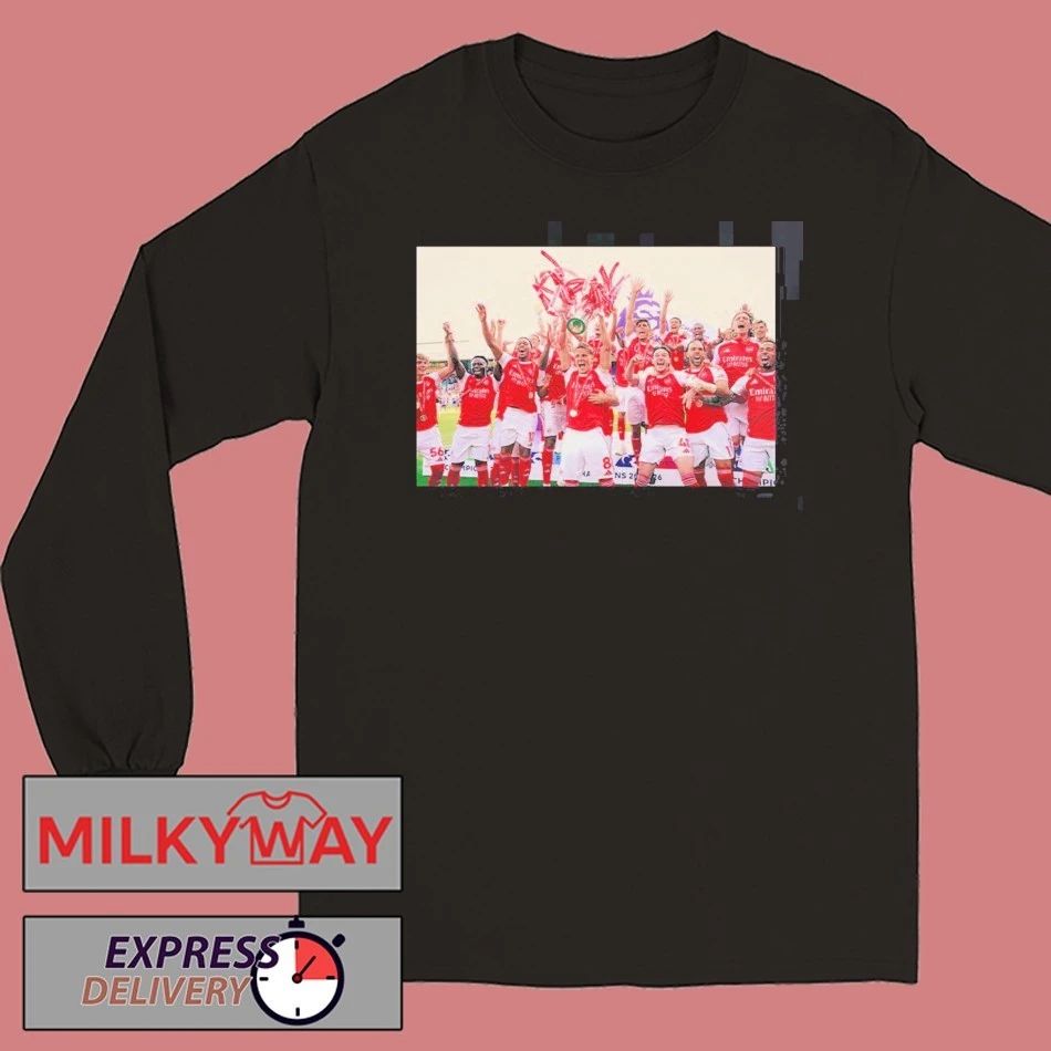 Arsenal 2025 2026 Premier League Champions Lifting The Trophy Up Celebration Photo T-Shirt
