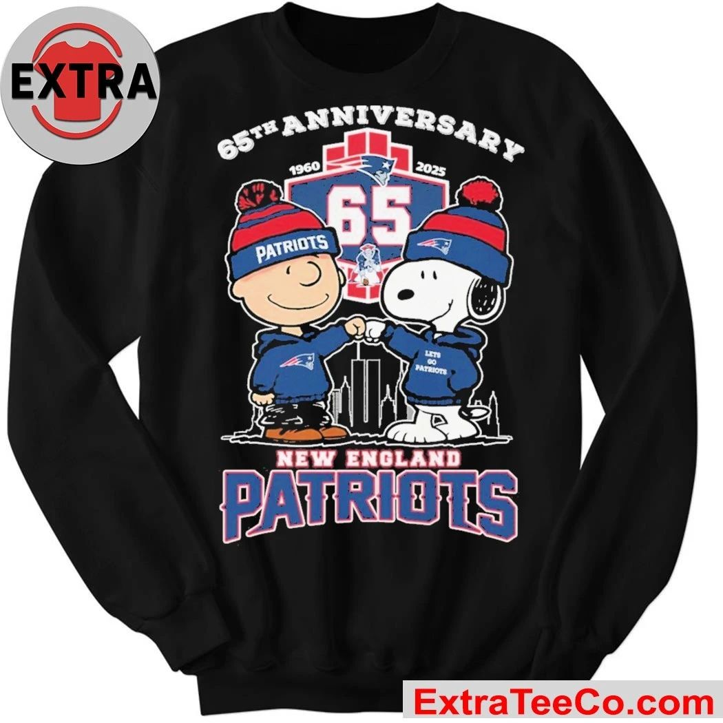 Celebrating the 65th anniversary of the New England Patriots team with Snoopy and Charlie Brown from the Peanuts comic strip, 1960-2025 Shirt